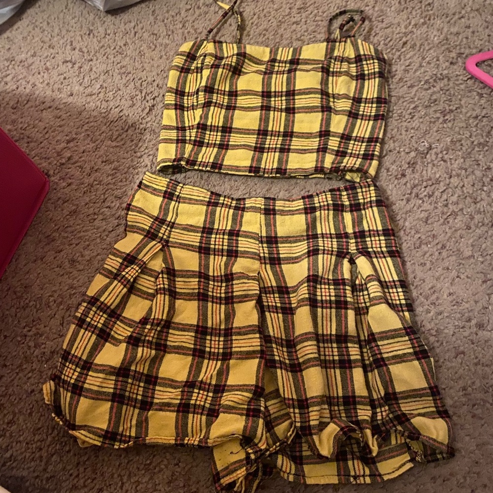 Plain top and skirt set